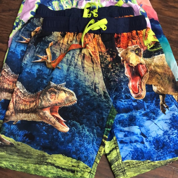 Boys Swim Trunks 3 Pairs!! - Picture 5 of 9
